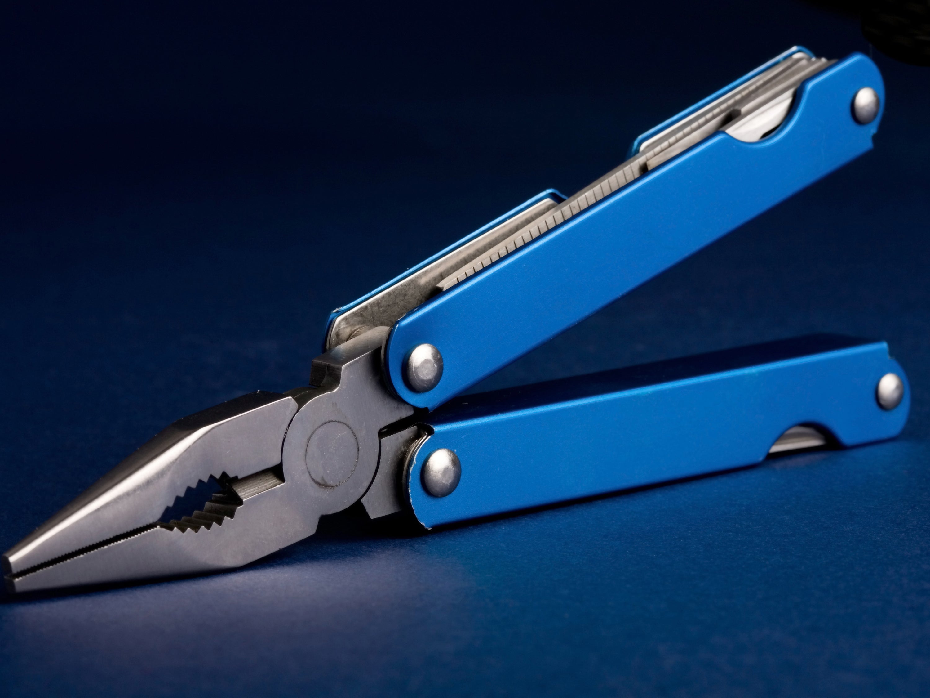 Some Important Reasons to Buy a Multi Tool